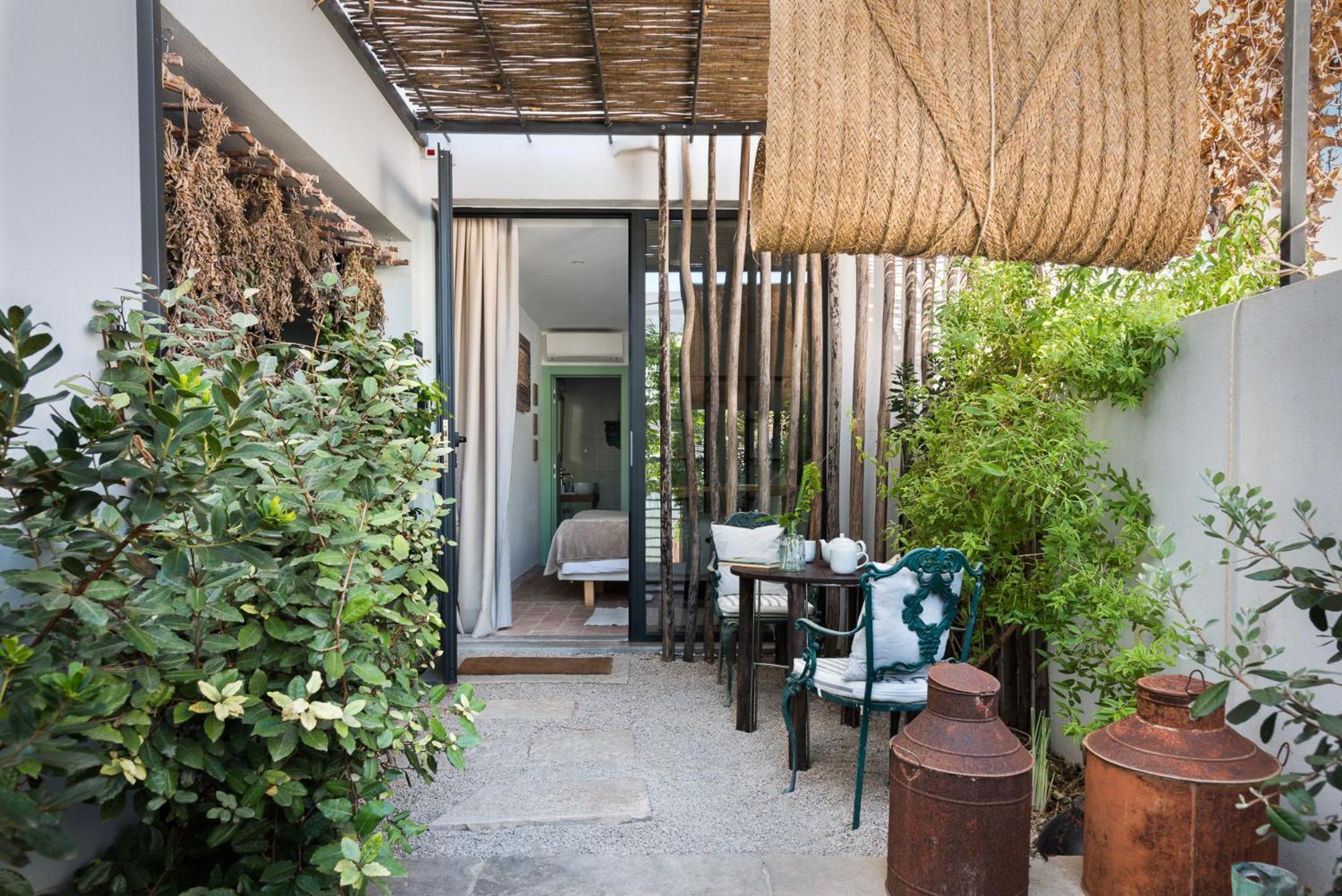 Altanure Almatere - Food Forest Boutique Stay 타비라 외부 사진